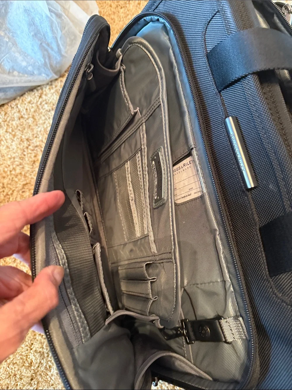 Briggs & Riley Black Laptop Briefcase with Padded Shoulder Strap